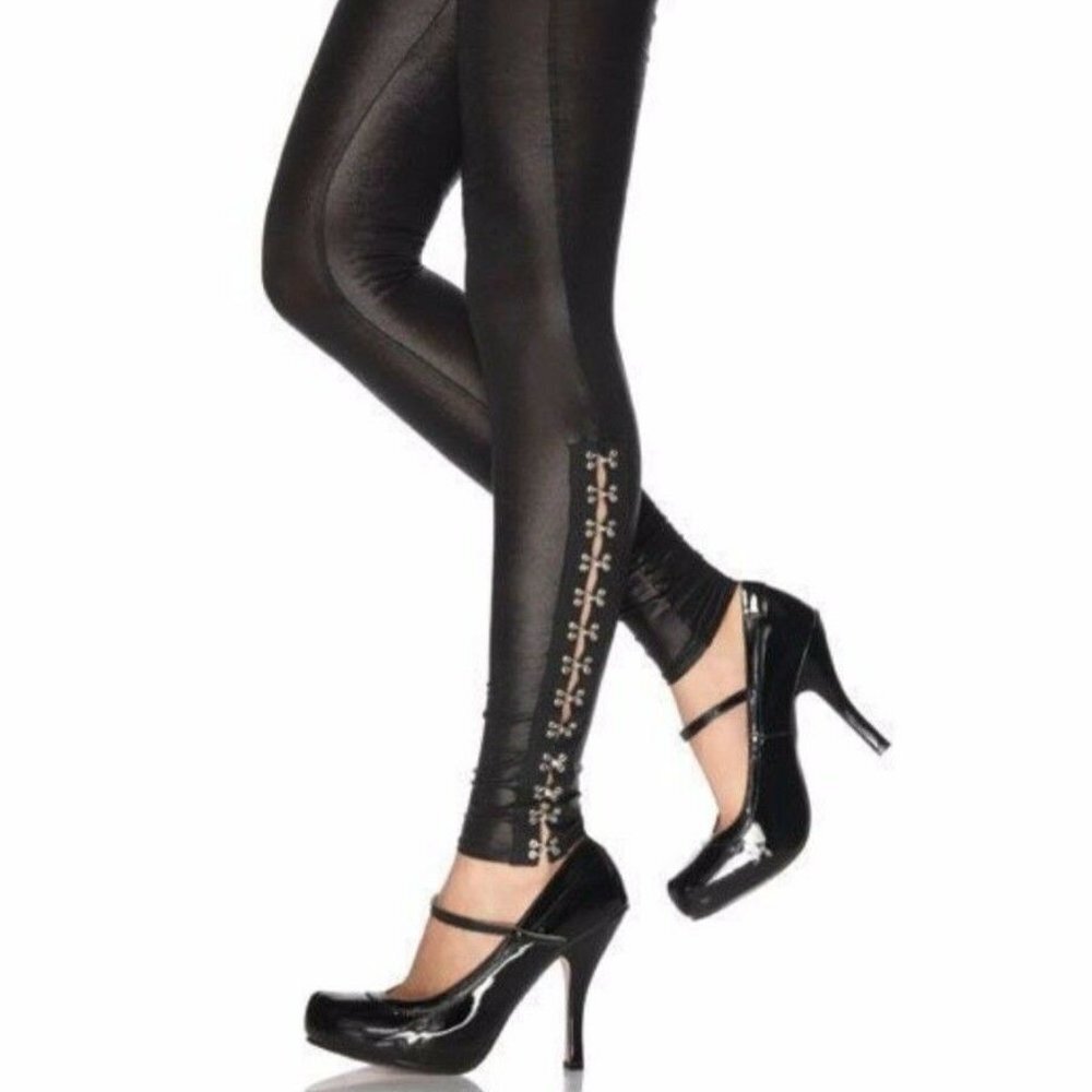 Leg Avenue :Wet Look with Hook & Eye Leggings​